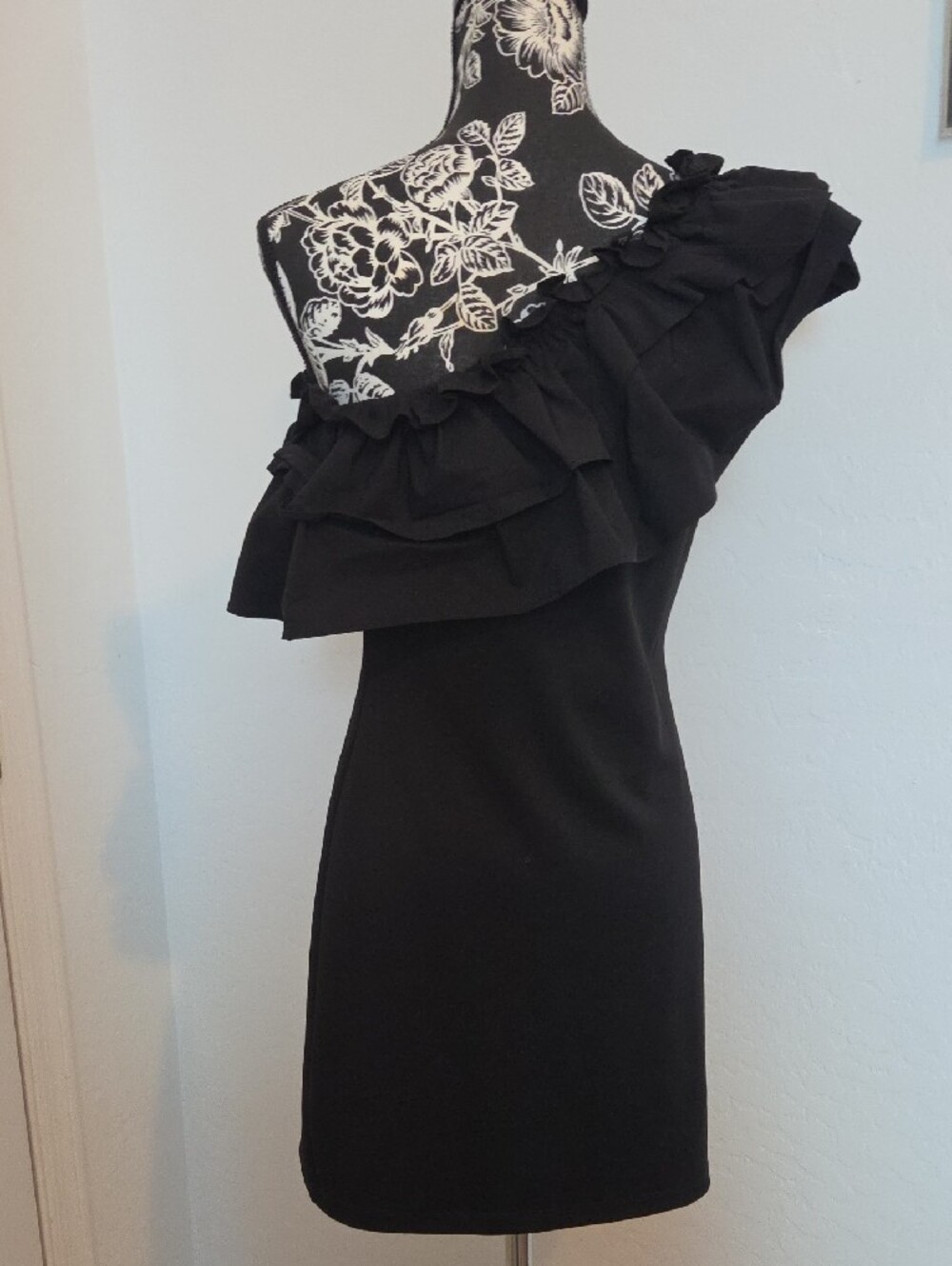 Divided Black One-Shoulder Ruffle Dress - Picture 3 of 5
